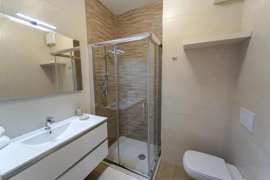 Guest house Wojtyla Airport Italy
